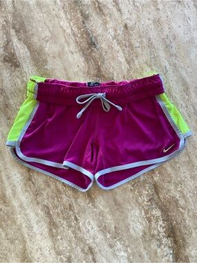 Nike Women's 3.5" Dri-Fit Fly Knit Running Training Shorts